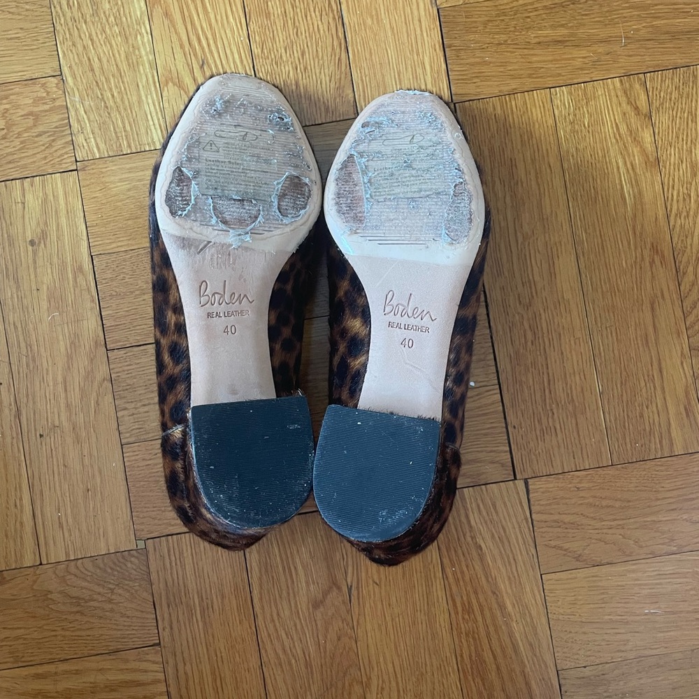 Boden Leopard Print Heels - Picture 3 of 6
